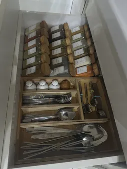 نظم دهنده قاشق و چنگال مدل B5