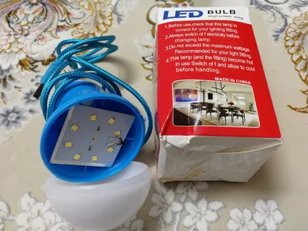 چراغ قوه آویز مدل 5W