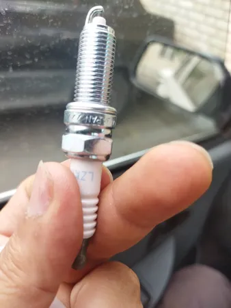 شمع خودرو ان جی کی مدل LZKR6B-E بسته 4 عددی