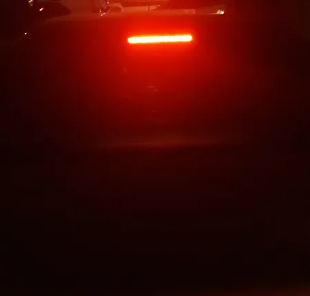 چراغ خطر سوم جمع ساز مدل JT123 مناسب برای پژو پارس