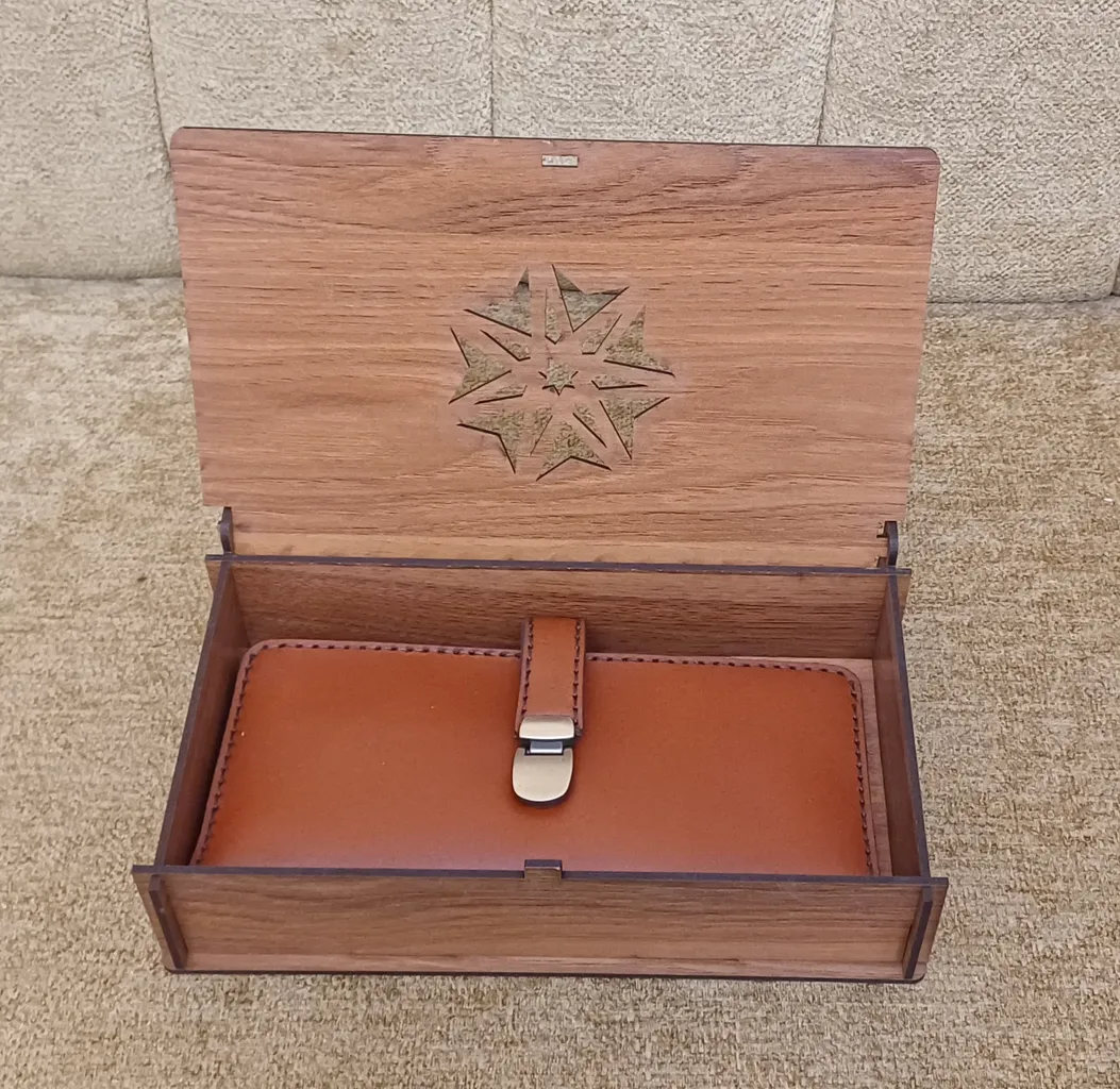 ست هدیه آوین مدل چرم طبیعی avn01