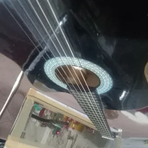 تجریه خرید گیتار اسپیروس مارکت مدل C80