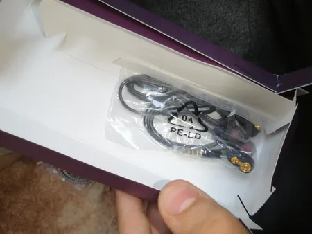 هدفون کی تی مدل WH1