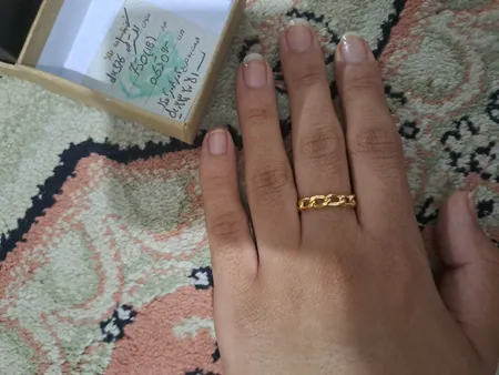 انگشتر طلا 18 عیار زنانه با طرح کارتیه دوست خوب مدل DK376 سایز 56