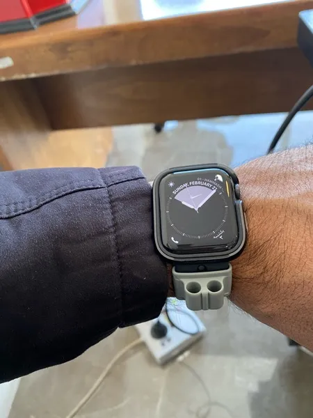 ساعت هوشمند اپل واچ سری 6 مدل 44mm Aluminum Case with Nike Sport silicone Band