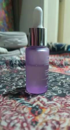 سرم دور چشم باب ایور مدل رتینول %0.2 و کافئین حجم 20 میلی لیتر