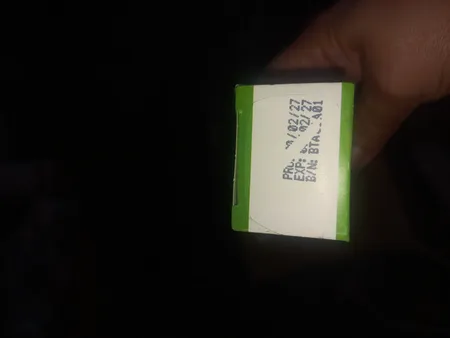 کرم ضد جوش آرت وینا مدل 001 حجم 35 میلی لیتر