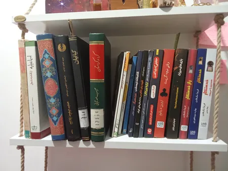 شلف دیواری دایان مدل آبشار