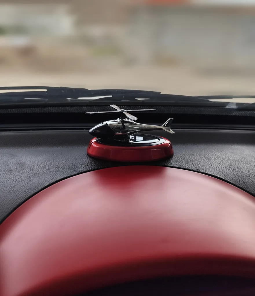 خوشبوکننده خودرو خورشیدی مدل هلیکوپتر کد solar12