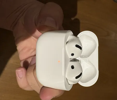 هدفون بلوتوثی اپل مدل AirPods 4
