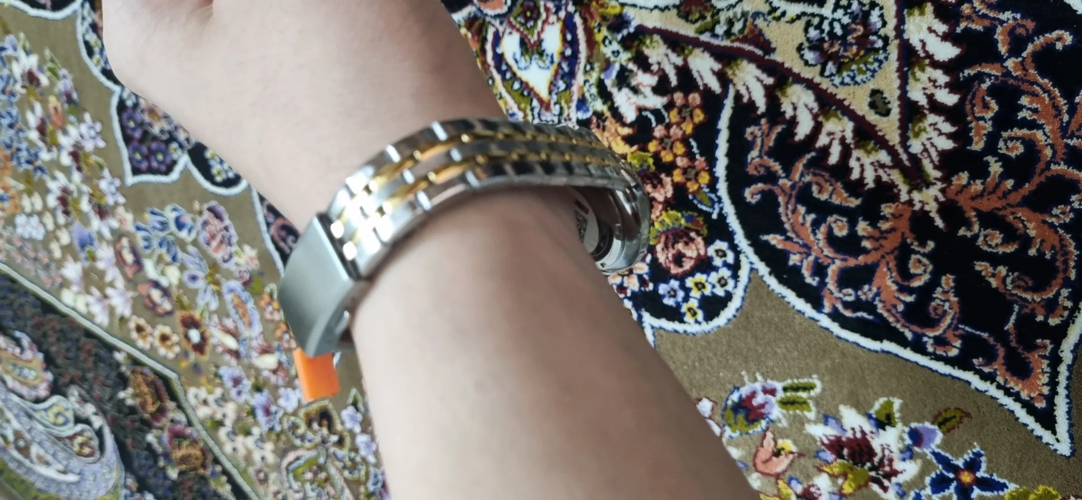 ست ساعت مچی عقربه‌ای و دستبند کوارتز زنانه اسکمی مدل 9098W