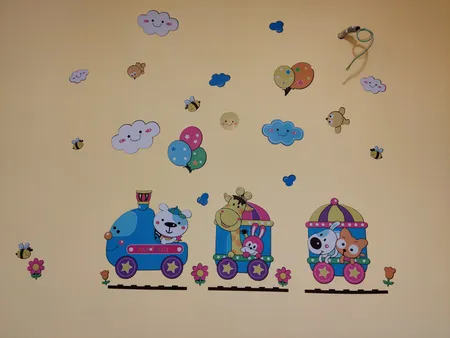 استیکر دیواری کودک باروچین مدل قطار رنگارنگ مجموعه 24 عددی