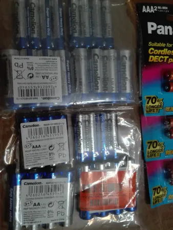 باتری قلمی و نیم قلمی کملیون مدل Super Heavy Duty بسته 16 عددی