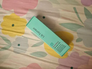 تجریه خرید کرم ترمیم کننده پوست لافارر مدل سوکرانیکا حجم 30 میلی لیتر