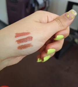 تجریه خرید رژ لب جامد نوت مدل Deep-impact تحت لیسانس شماره09