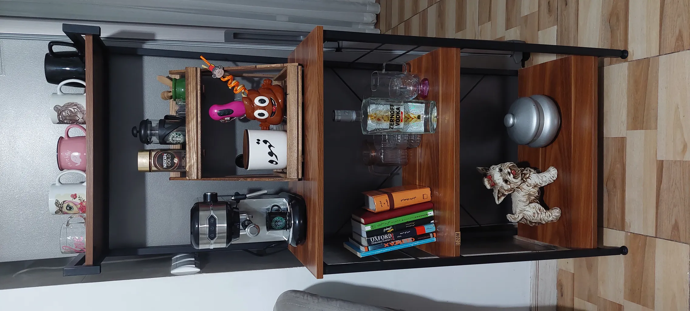 شلف دیواری دیزم مدل کافی بار کد SLF_F100_60_BRN