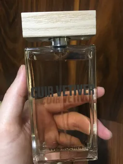 ادوتویلت مردانه ایوروشه مدل CUIR VETIVER حجم 100 میلی لیتر