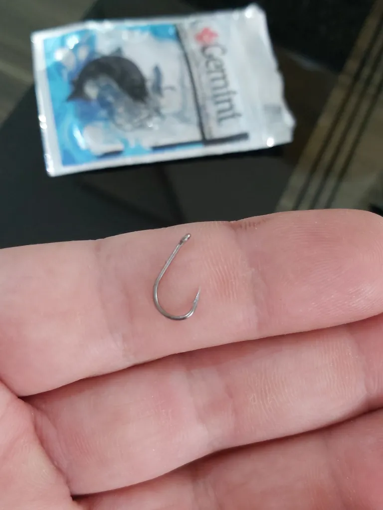 قلاب ماهیگیری جمینی مدل Long Point420 سایز 7 بسته 20 عددی