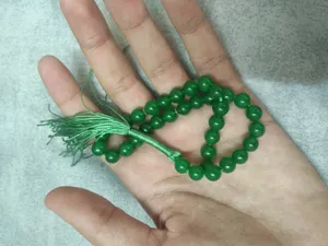 تجریه خرید تسبیح سلین کالا مدل عقیق یشم اصل 33 دانه کد 10