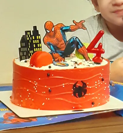 ابزار تزیین کیک به گز مدل مرد عنکبوتی مجموعه 2 عددی