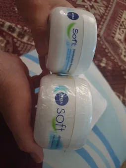 کرم مرطوب کننده نیوآ مدل Soft حجم 300 میلی لیتر