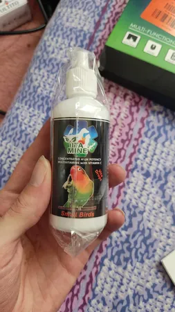 محلول مولتی ویتامین پرندگان کوچک ویتاماین مدل SMLBRD حجم 60 میلی لیتر