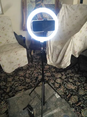 رینگ لایت مدل FOR LIVING