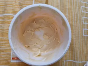 تجریه خرید کرم مرطوب‌کننده آردن سی فکتور مدل ویتامین C حجم 150 میلی‌لیتر