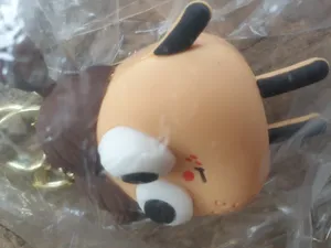 تجریه خرید جاکلیدی دخترانه مدل سیلیکونی طرح دختر چشم برجسته کد JIMI110