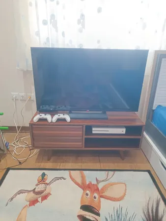 میز تلویزیون مدل S102