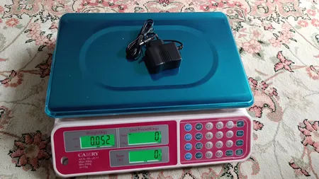 ترازو فروشگاهی کمری مدل JC11-LCD/30kg