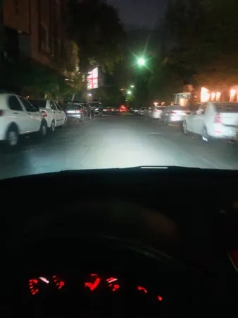 لامپ هدلایت خودرو مدل D9H7 بسته 2 عددی