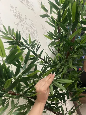 گل مصنوعی مدل بوته برگ بامبو لمسی بسته 12 عددی