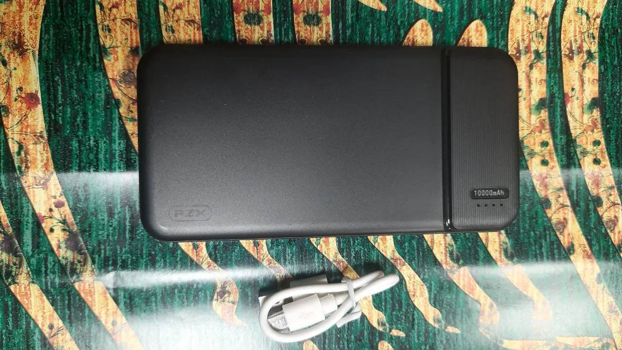 پاوربانک پی زد ایکس مدل V01 ظرفیت 10000 میلی آمپر ساعت