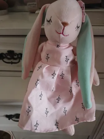 عروسک طرح خرگوش آنجل مدل لباس دار ارتفاع 45 سانتی متر