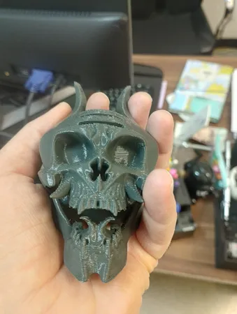 نگهدارنده پیک گیتار مدل  oni skull