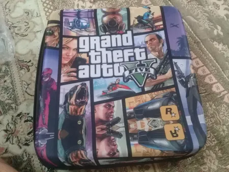 کیف حمل پلی استیشن 4 Pro طرح GTA