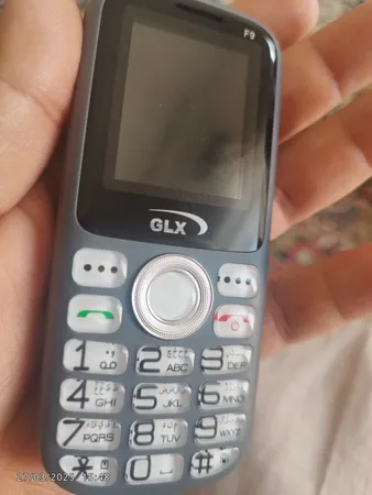 گوشی موبایل جی ال ایکس مدل GLX F9 دو سیم کارت