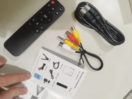 ویدئو پروژکتور یومیو مدل umiio Q2