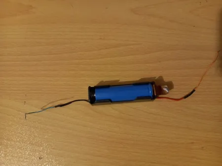 جا باتری لیتیوم مدل 18650 بسته 4 عددی