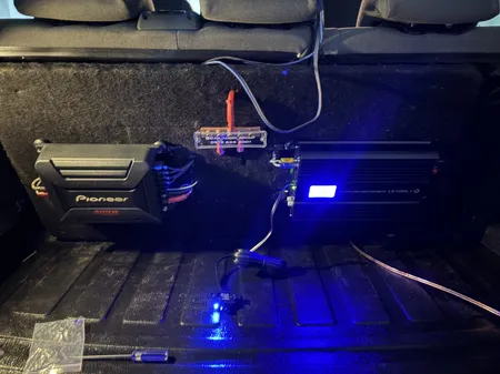 آمپلی فایر خودرو لئودو مدل 	 LC 1000.1