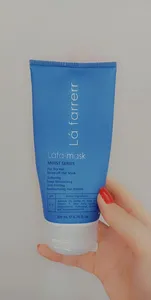 تجریه خرید ماسک مو رطوبت رسان لافارر مدل Moist Series مناسب موهای خشک و زبر حجم 200 میلی لیتر