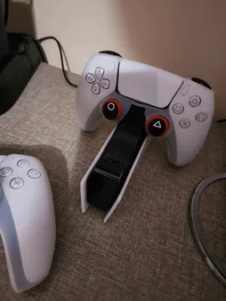 پایه شارژر دسته بازی پلی استیشن 5   مدل CFI-ZDS1