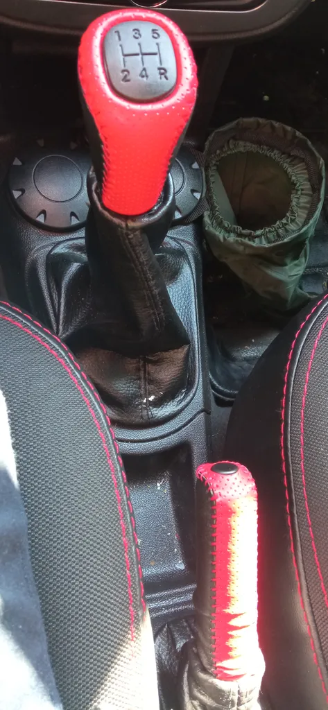 جا لیوانی خودرو وارون مدل B-20 مناسب برای کوییک