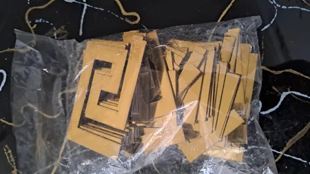 اینه دکوراتیو پدیده پلاس مدل ورساچ کد11