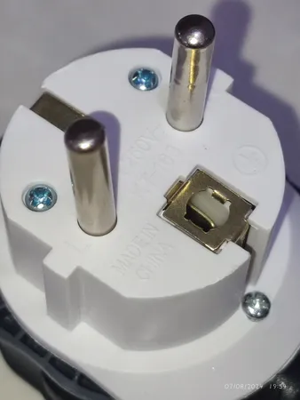 تبدیل دیواری 3 به 2 مارکن مدل A-M-B بسته دو عددی