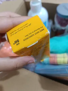 تجریه خرید کرم ضدآفتاب و ضدلک بی‌رنگ لافارر مدل SPF50، مناسب پوست‌های خشک و معمولی، حجم 40 میلی‌لیتر