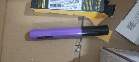 کرم ضدآفتاب و ضدلک بی‌رنگ لافارر مدل SPF30، مناسب پوست‌های خشک و معمولی، حجم 40 میلی‌لیتر