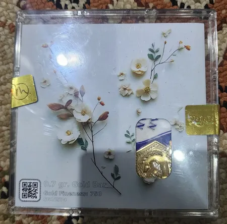 شمش طلا 18 عیار مدوپد مدل گل کد SG10574