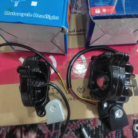 پروژکتور دو کنتاکت خودرو کد eko 60 مدل جغدی فلزی